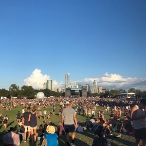 Meet your Posher, Eva